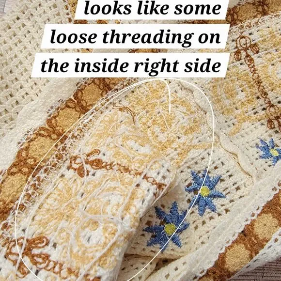 Le Lis Crochet Knit Top Button Cropped Womens Size M/L Short Sleeve Boho Beige - Picture 9 of 11